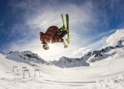 开云体育在线-掌控力对决，杰伦·格林独舞时刻与76人战术铁壁如何压制爵士